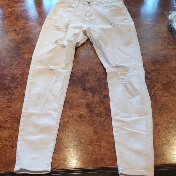 White Skinny HighWaisted Jeans with Distressed Details - Picture 5 of 9